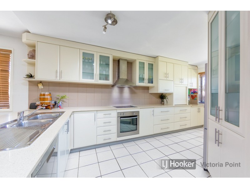 16 Driftwood Street, Victoria Point QLD 4165