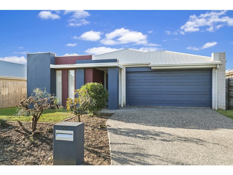 26 Maree Place, Redland Bay QLD 4165