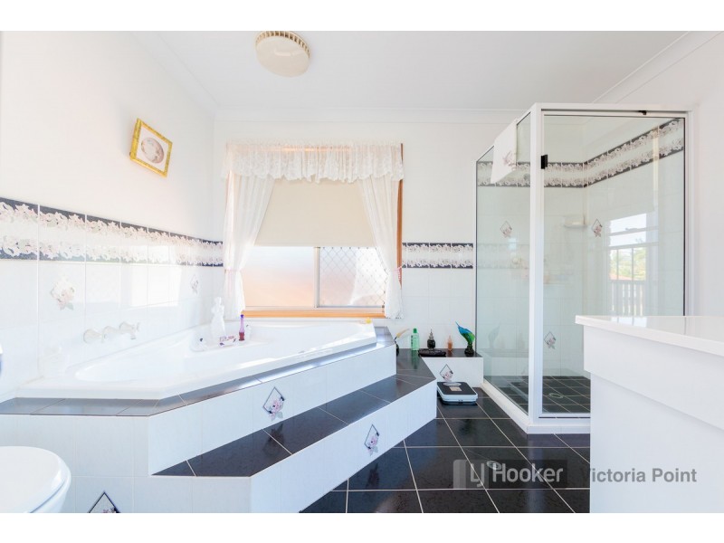 7 Kianga Court, Victoria Point QLD 4165