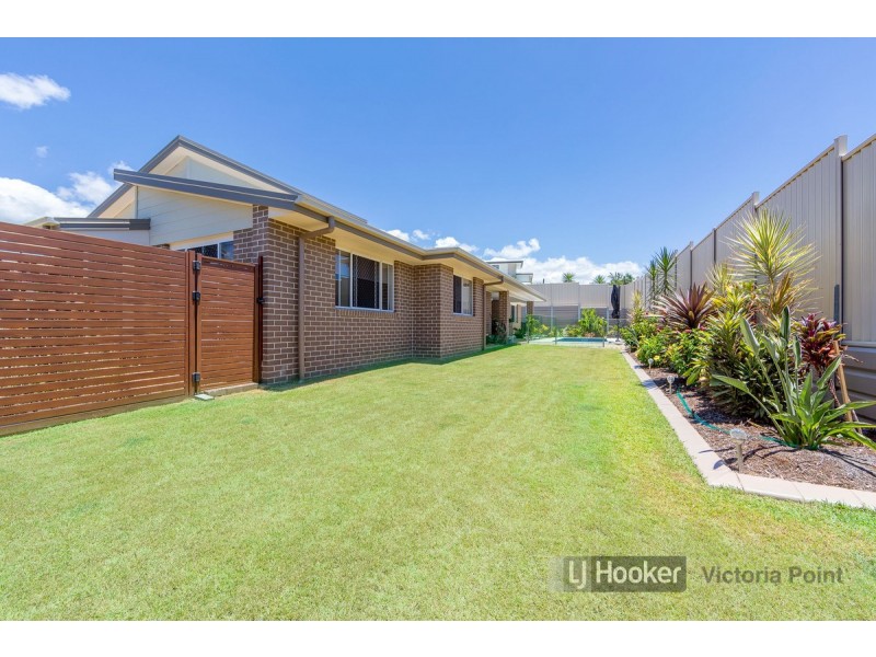 1 Prospect Crescent, Victoria Point QLD 4165