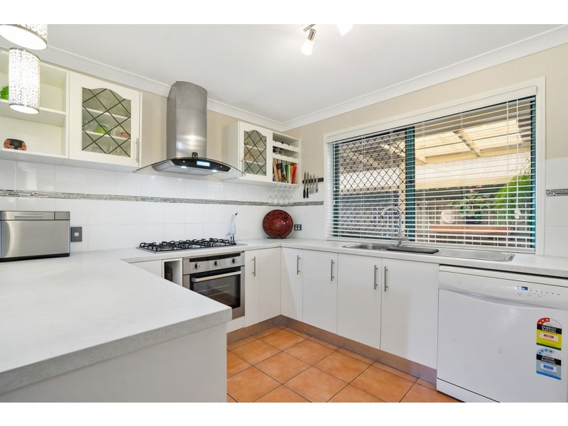 6 Kestrel Court, Victoria Point QLD 4165