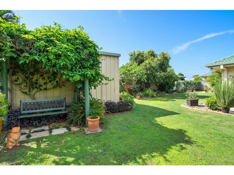 6 Kestrel Court, Victoria Point QLD 4165