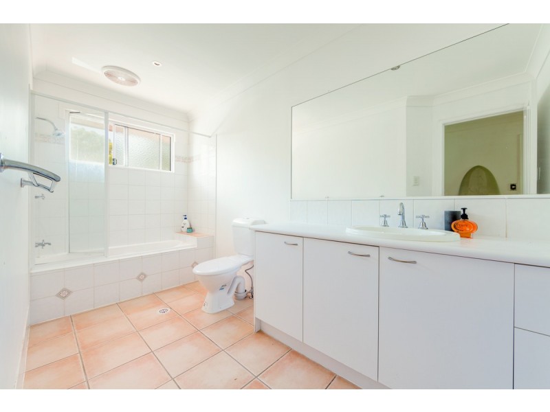 110/333 Colburn Avenue, Victoria Point QLD 4165