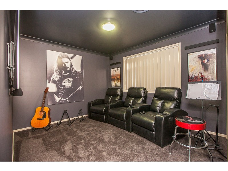 7 Parklane Road, Victoria Point QLD 4165