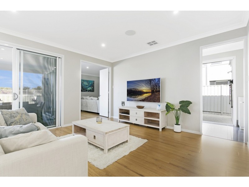 77 Waterville Drive, Thornlands QLD 4164