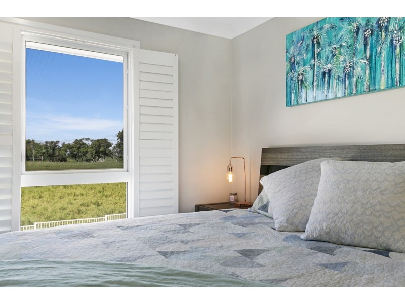 77 Waterville Drive, Thornlands QLD 4164