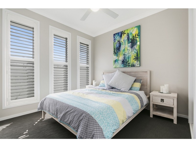 77 Waterville Drive, Thornlands QLD 4164