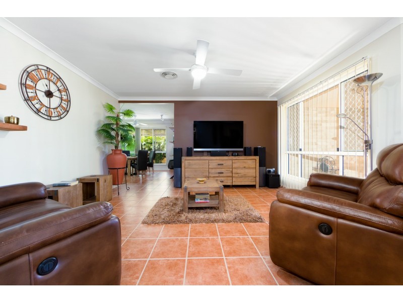 21 Snipe Street, Redland Bay QLD 4165