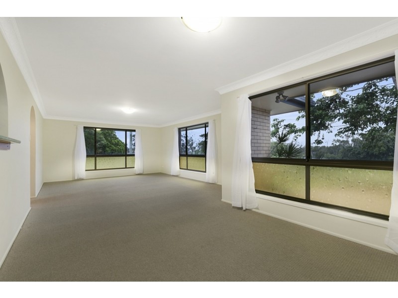 33 Macadamia Street, Victoria Point QLD 4165