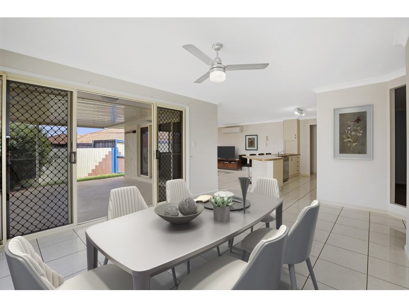 37 Attenborough Circuit, Redland Bay QLD 4165