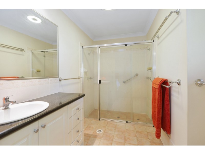31 Nottingham Drive, Victoria Point QLD 4165