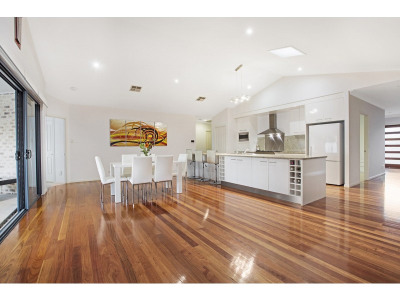 9 Cole Street, Redland Bay QLD 4165