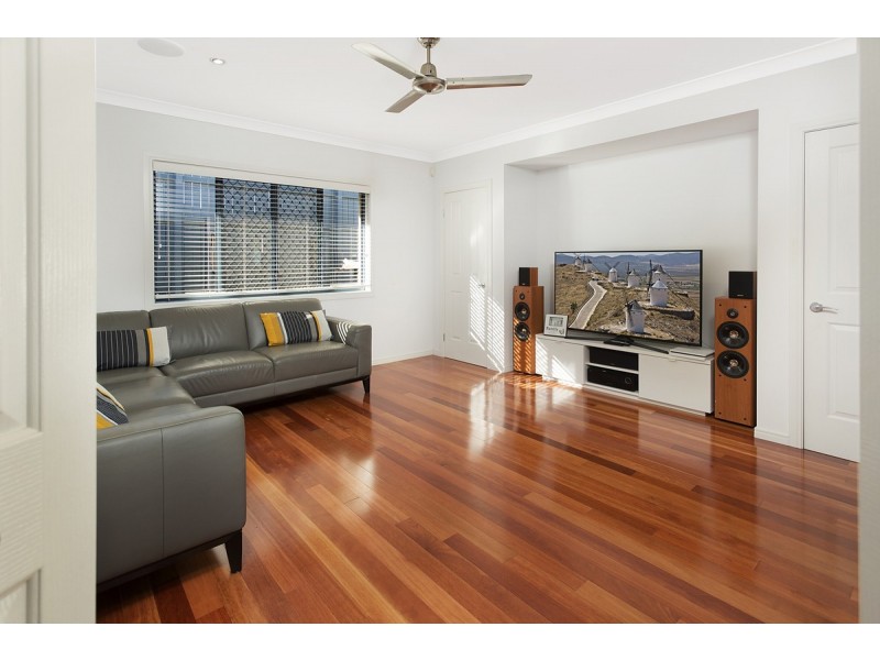 9 Cole Street, Redland Bay QLD 4165