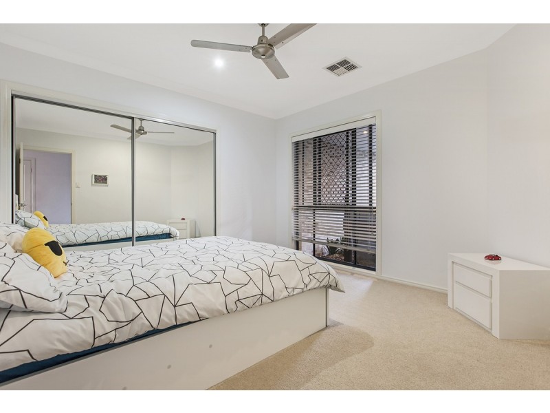 9 Cole Street, Redland Bay QLD 4165