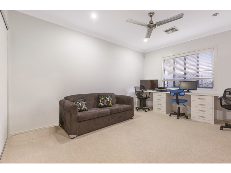 9 Cole Street, Redland Bay QLD 4165