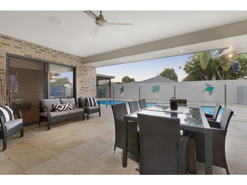 9 Cole Street, Redland Bay QLD 4165