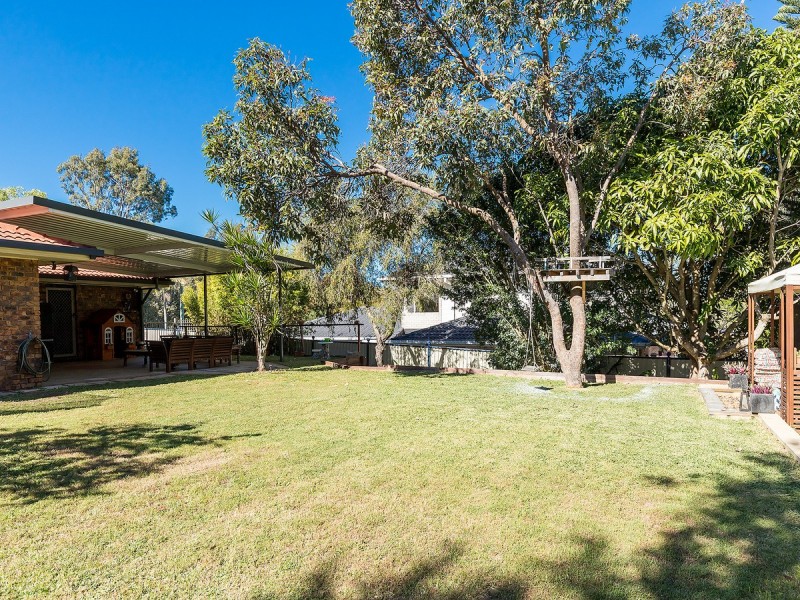 39 Strachan Road, Victoria Point QLD 4165