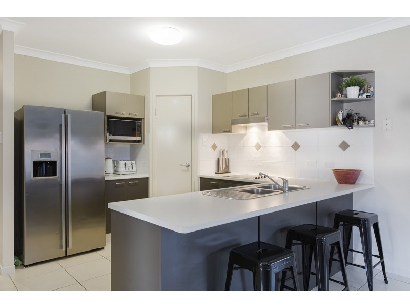 1 Camphor Court, Victoria Point QLD 4165