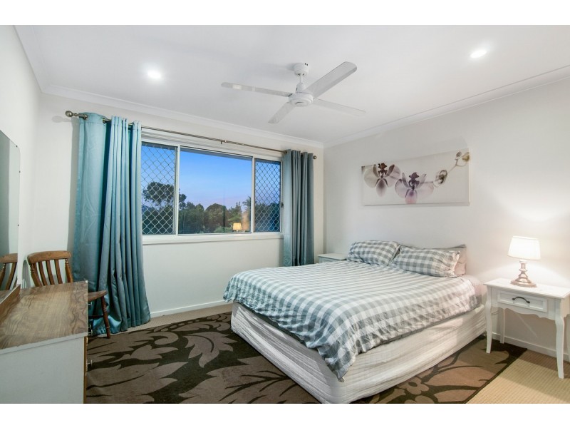 16 Acer Place, Redland Bay QLD 4165