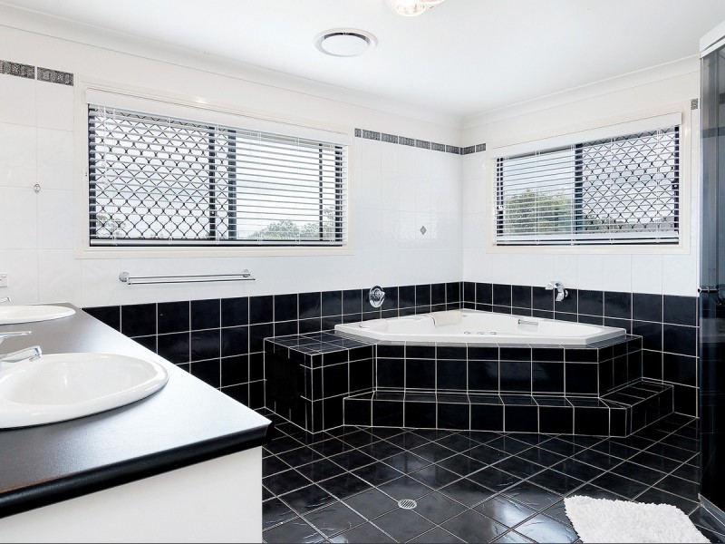 32 Moreton View Crescent, Thornlands QLD 4164