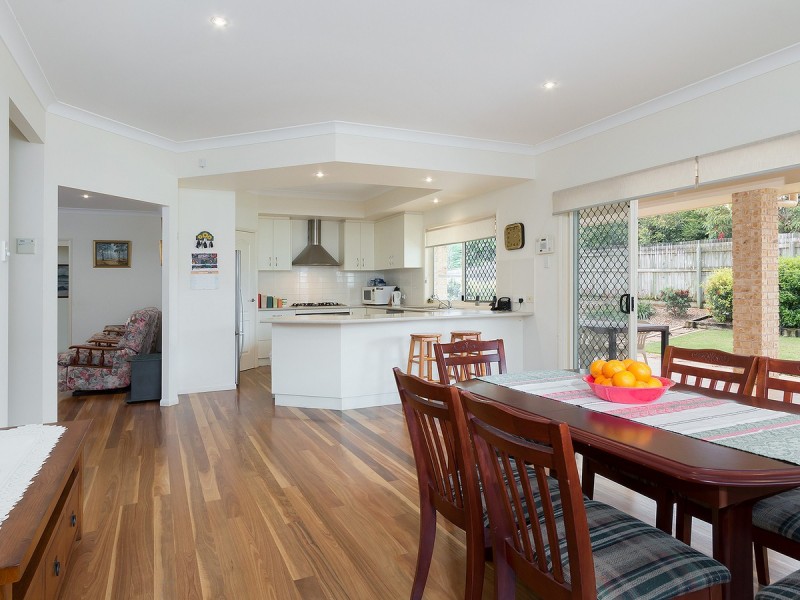 3 Pitman Place, Redland Bay QLD 4165