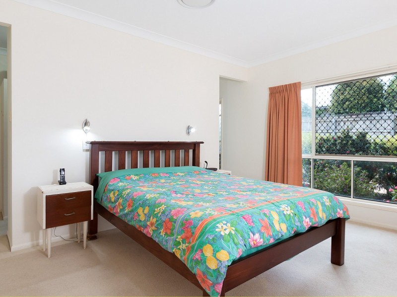 3 Pitman Place, Redland Bay QLD 4165