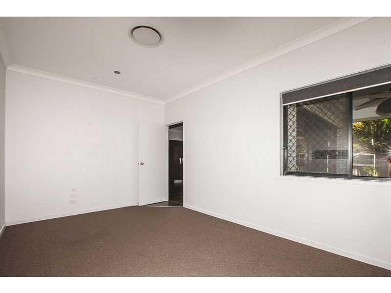 2/70 Lawn Terrace, Capalaba QLD 4157