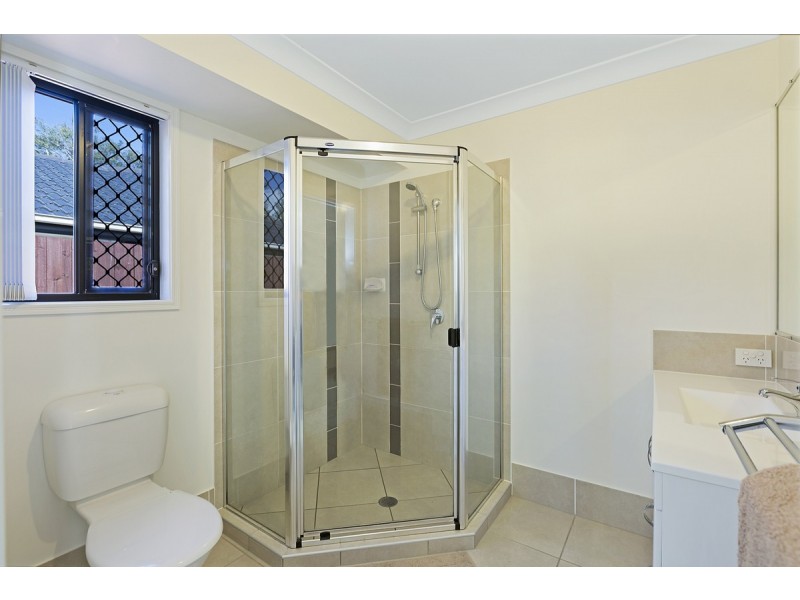 28 Park Edge Place, Redland Bay QLD 4165