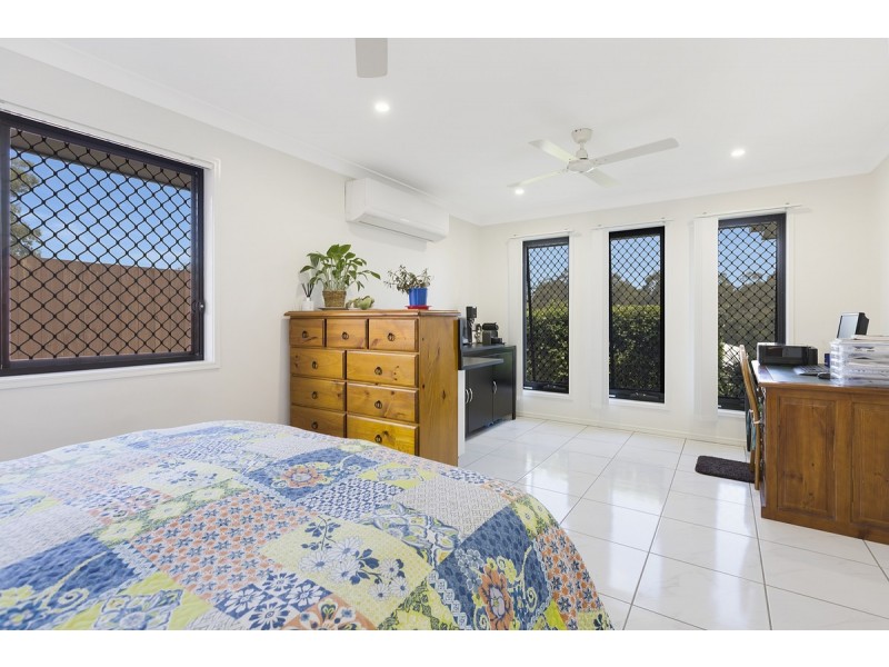 28 Park Edge Place, Redland Bay QLD 4165