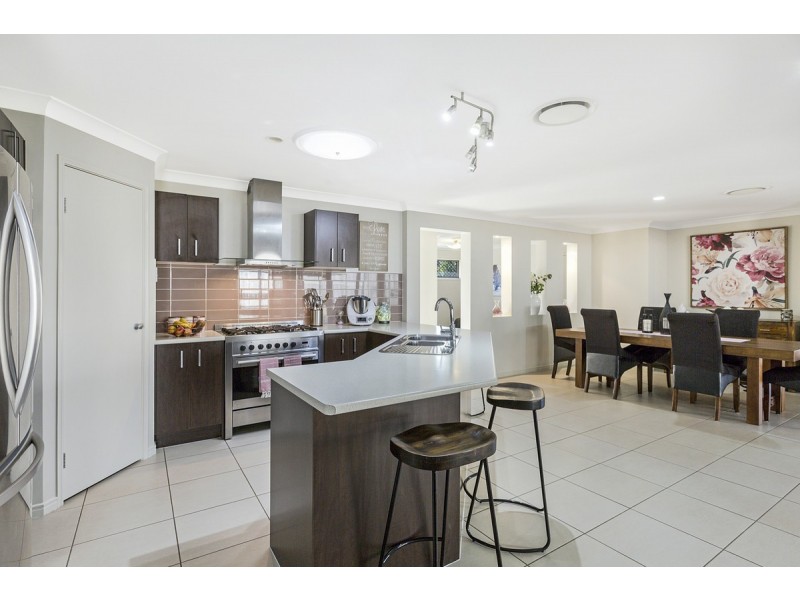 47 Sunningdale Drive, Redland Bay QLD 4165