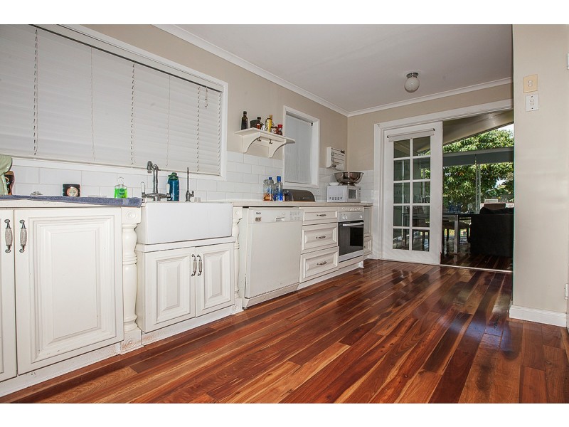 1 Fir Street, Victoria Point QLD 4165