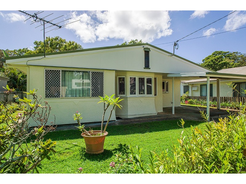 8 White Street, Victoria Point QLD 4165