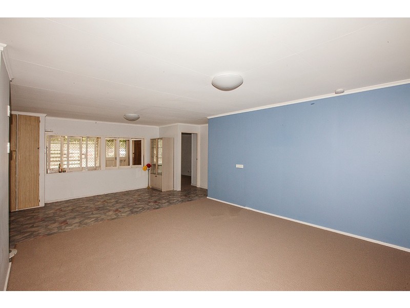 8 White Street, Victoria Point QLD 4165