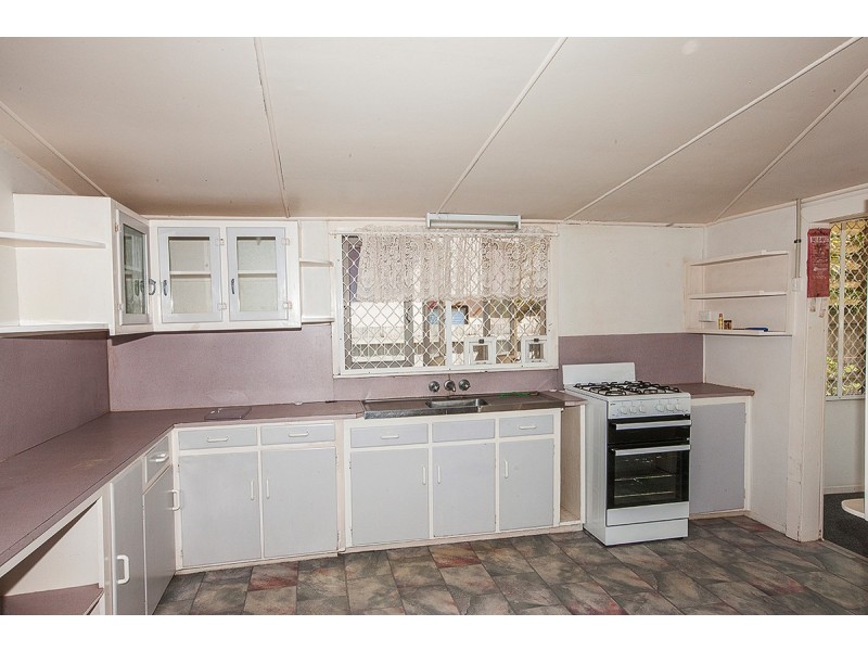 8 White Street, Victoria Point QLD 4165