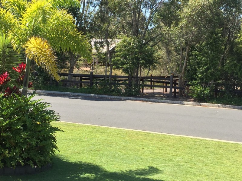 14 Acer Place, Redland Bay QLD 4165