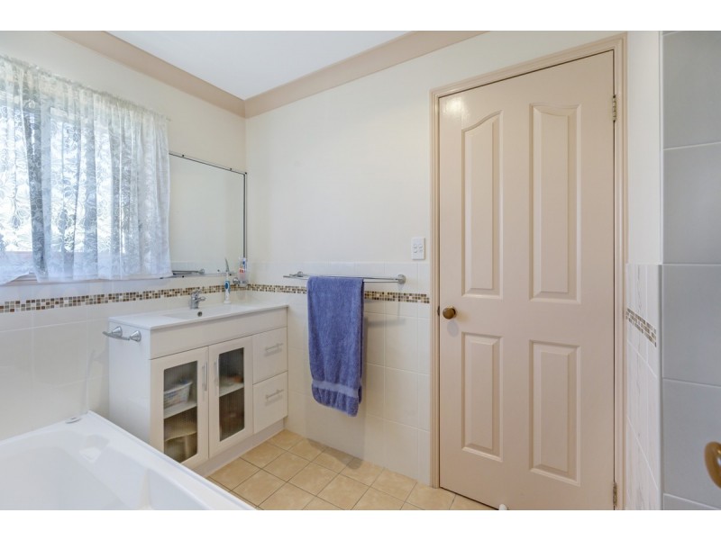 11 Jordana Court, Victoria Point QLD 4165