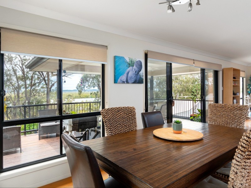 350 Esplanade via Albert Street, Redland Bay QLD 4165