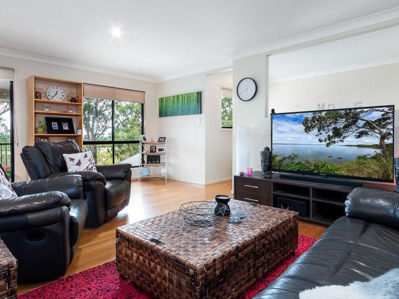 350 Esplanade via Albert Street, Redland Bay QLD 4165