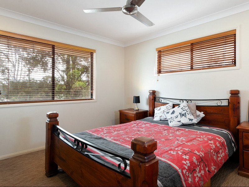 350 Esplanade via Albert Street, Redland Bay QLD 4165