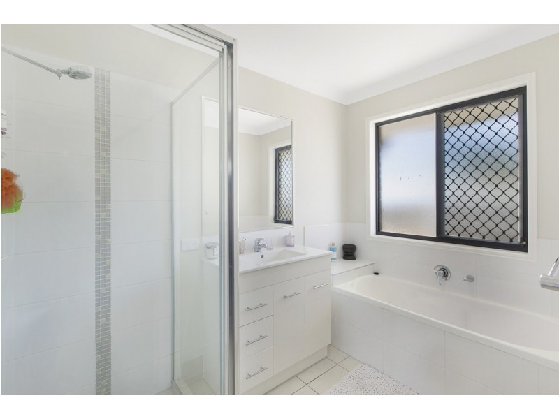 99B Link Road, Victoria Point QLD 4165