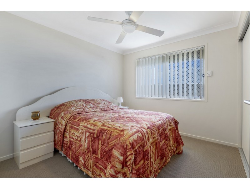 9 Isla Avenue, Redland Bay QLD 4165