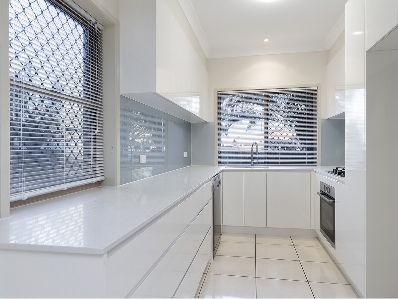 2/22 Boat Street, Victoria Point QLD 4165