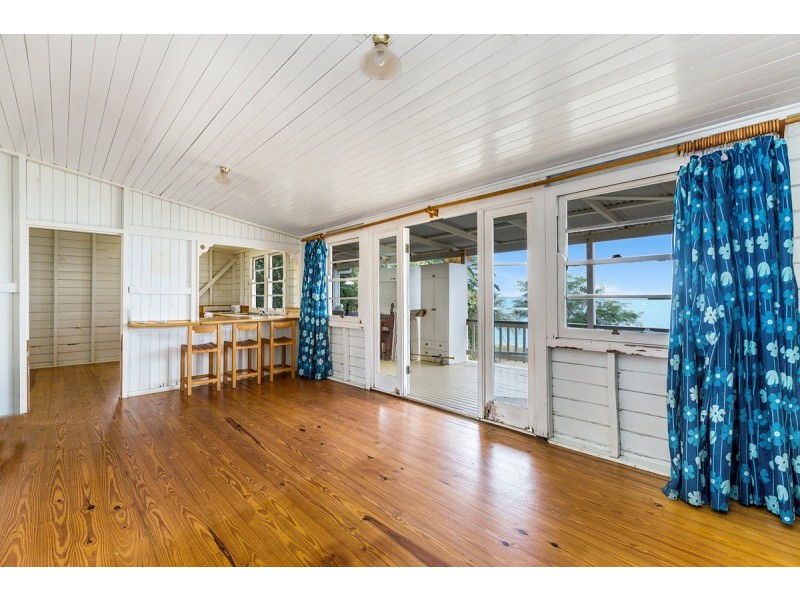 15 Colburn Avenue, Victoria Point QLD 4165