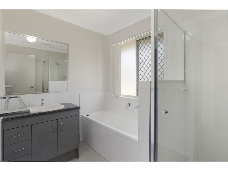 472 Old Cleveland Road East, Birkdale QLD 4159