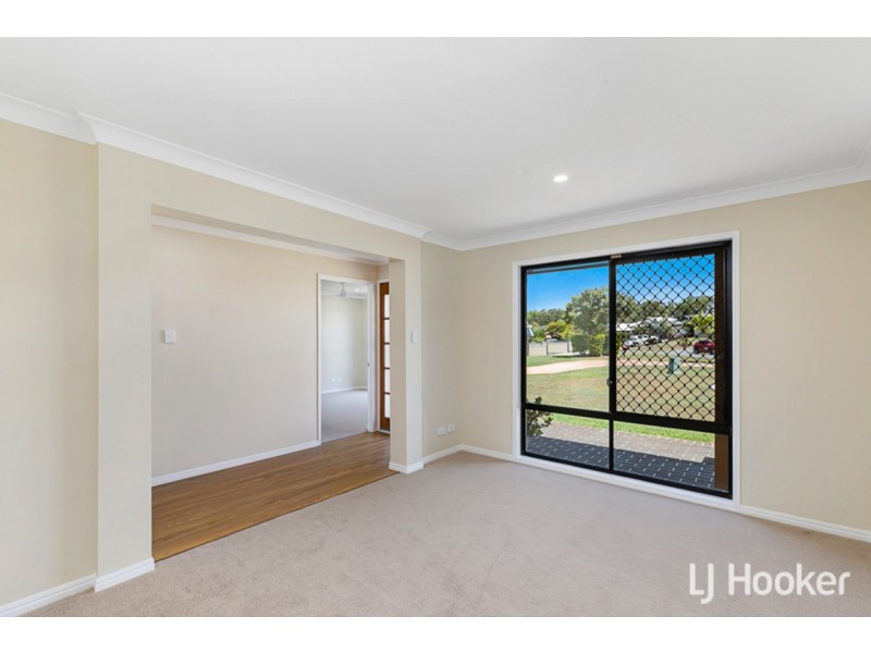 5 Anchor Place, Redland Bay QLD 4165