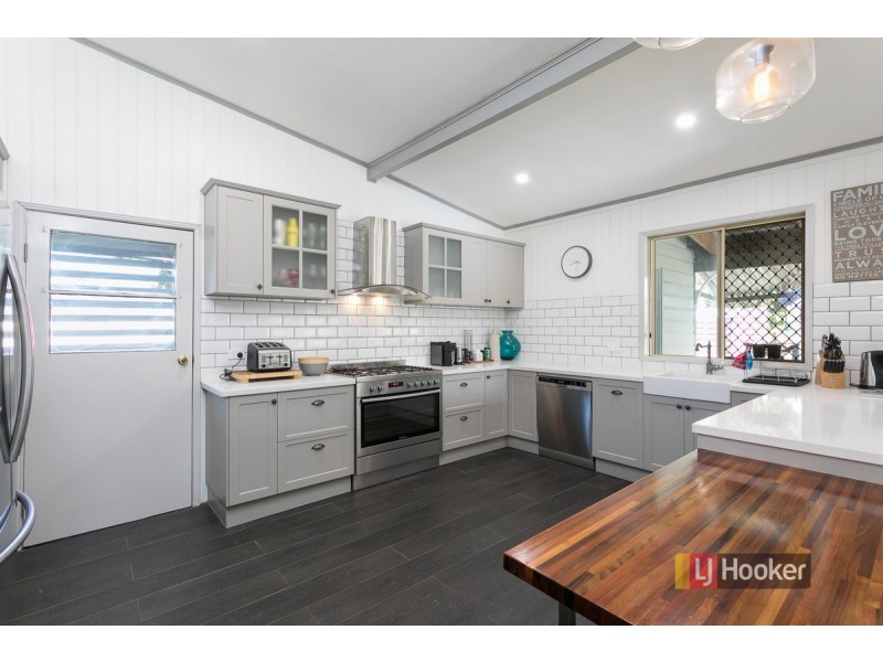 56 Peel Street, Redland Bay QLD 4165