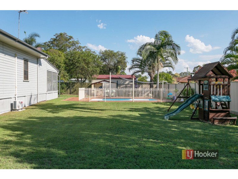 56 Peel Street, Redland Bay QLD 4165
