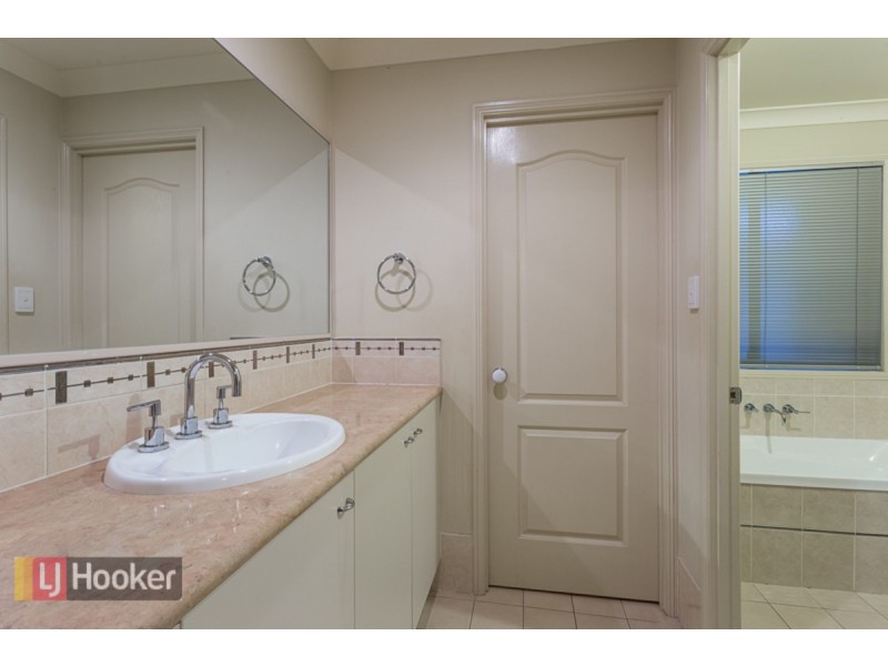 5 White Fig Place, Thornlands QLD 4164