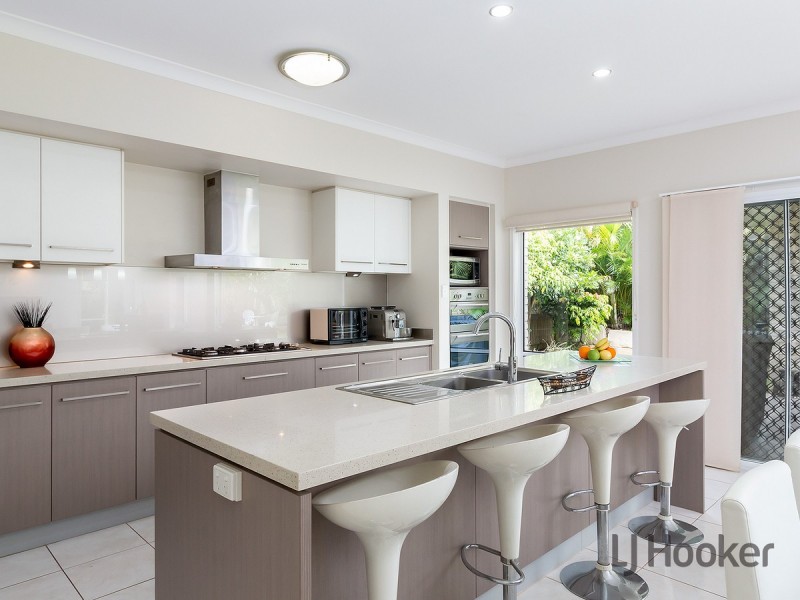 12 Cypress Street, Redland Bay QLD 4165
