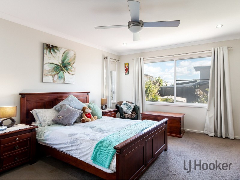 12 Cypress Street, Redland Bay QLD 4165
